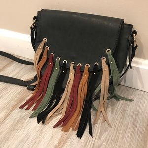 Dolce vita bohemian tassel shoulder bag